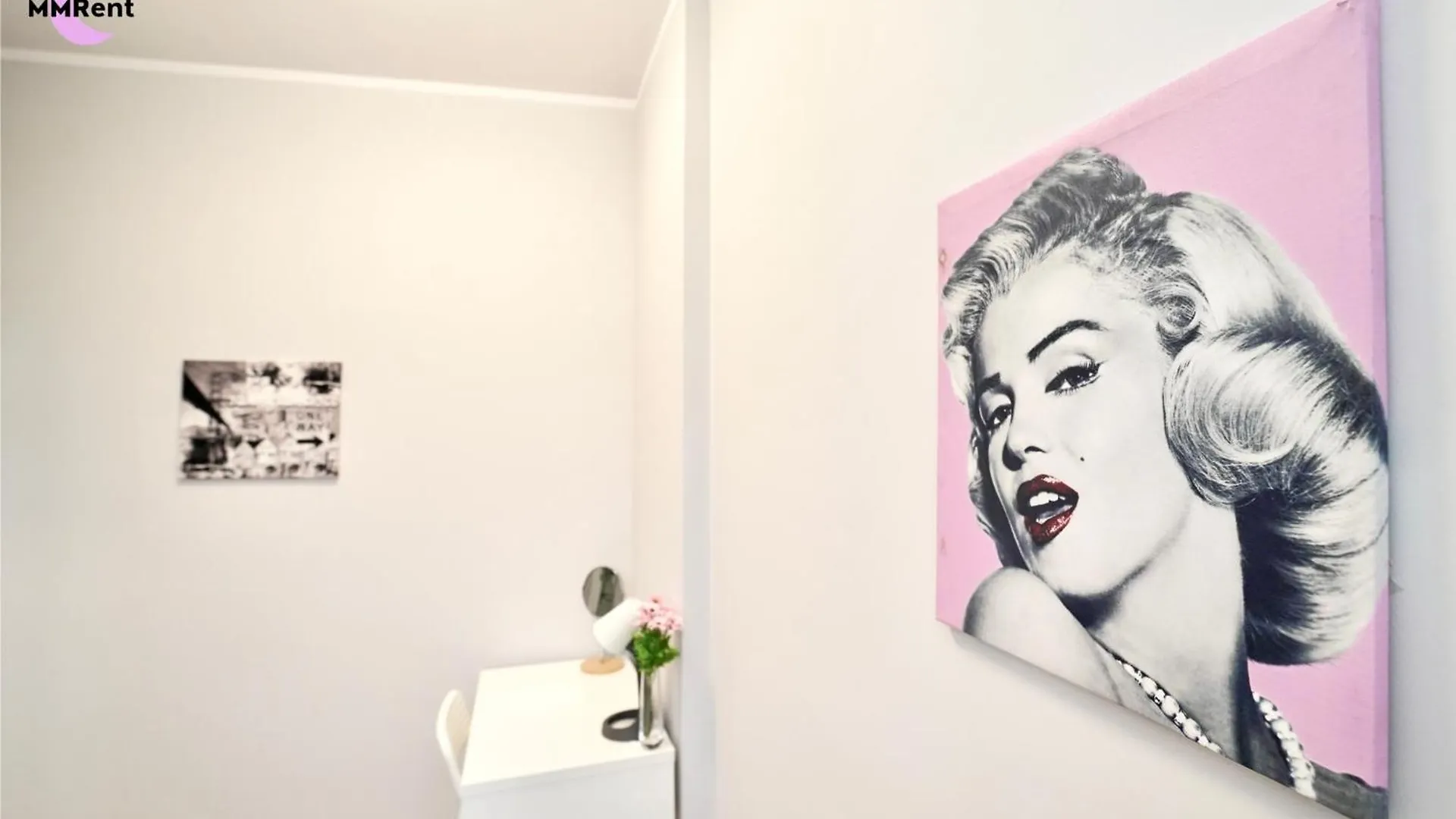 Mmrent Monroe Room Gdansk Homestay